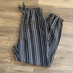 BOHO B/W JOGGER PANTS